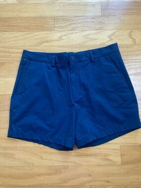 Vineyard Vines On The Go Performance Golf Shorts 5” Inseam Size 34 Navy Blue